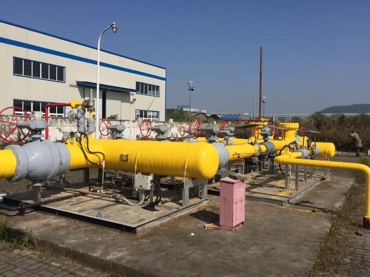 Petrolatum Corrosion Protection Tape application view